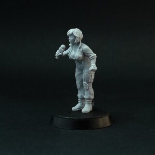 May O Reilly Female Reporter (28 mm)