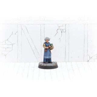 Townsfolk Miniatures - Maid At Vegetable Shopping