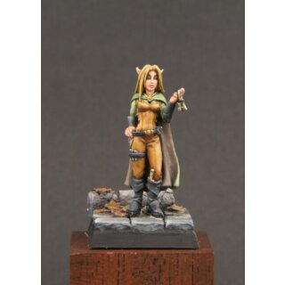 Valloa, Female Elf Thief (REA03566)