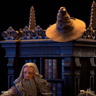 Harry Potter Art Deluxe Scale Statue: Albus Dumbledore