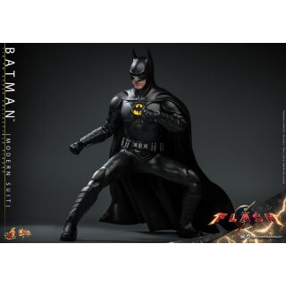 The Flash Movie Masterpiece Actionfigur 1/6 Batman (Modern Suit) 30 cm