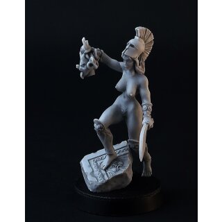 Female Greek Hero, Perseus (28 mm)