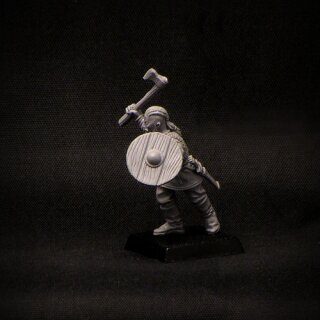 Viking with Axe (28 mm)